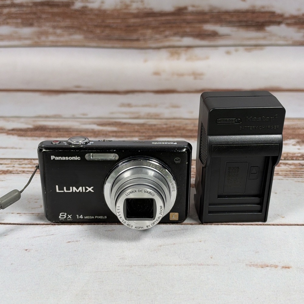 Panasonic Lumix DMC-FH20 14MP 8x Optical Zoom Digital Camera